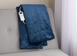 Dreams Flannel Heated Throw