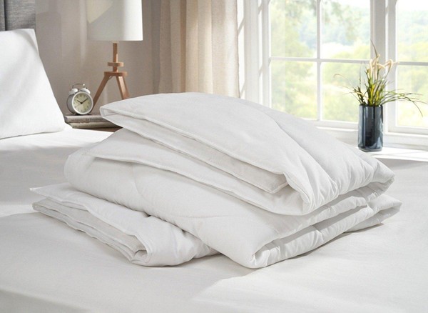 Dream Team Ultimate Washable 4.5 Tog Duvet alternate view